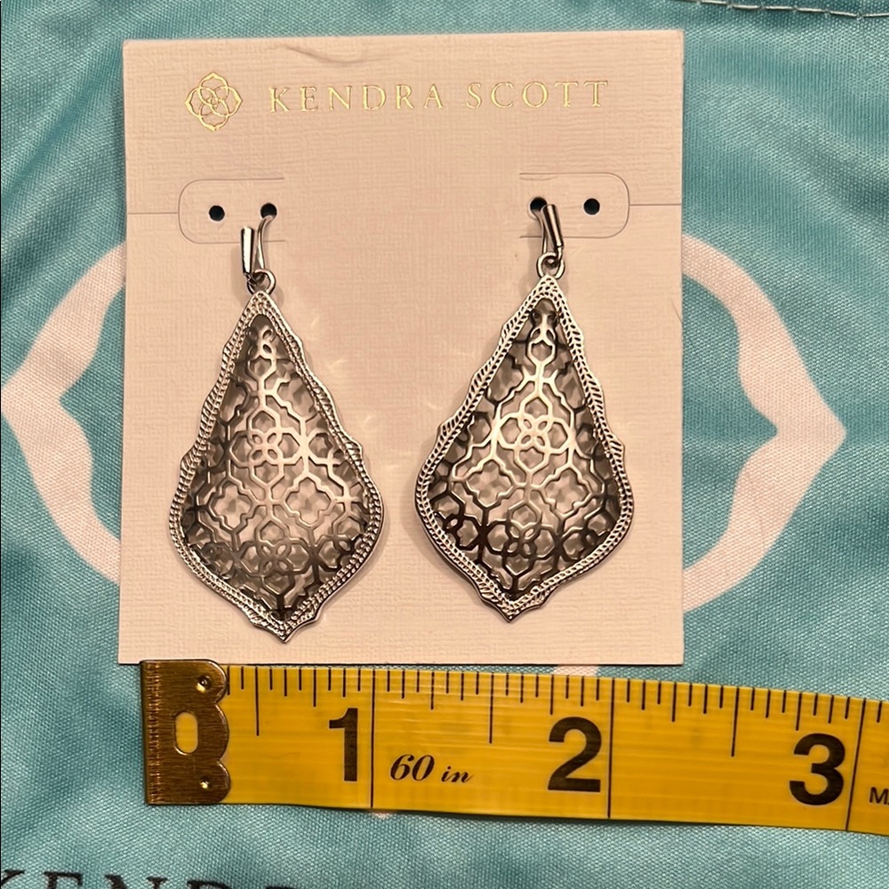 Kendra Scott Alex Drop Earrings Silver Filigree - Picture 2 of 3